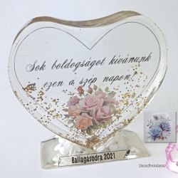   Emlkr nagy szv